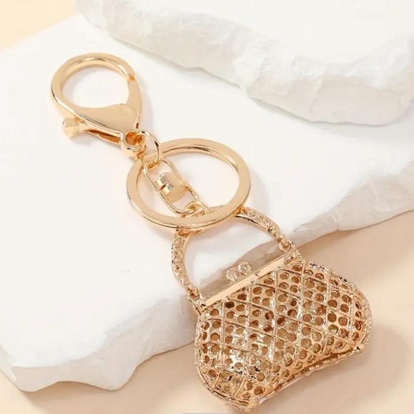 NEW💃Black New Creative cute artificial diamonds Handbag Enamel Charm Keychain - Picture 2 of 5